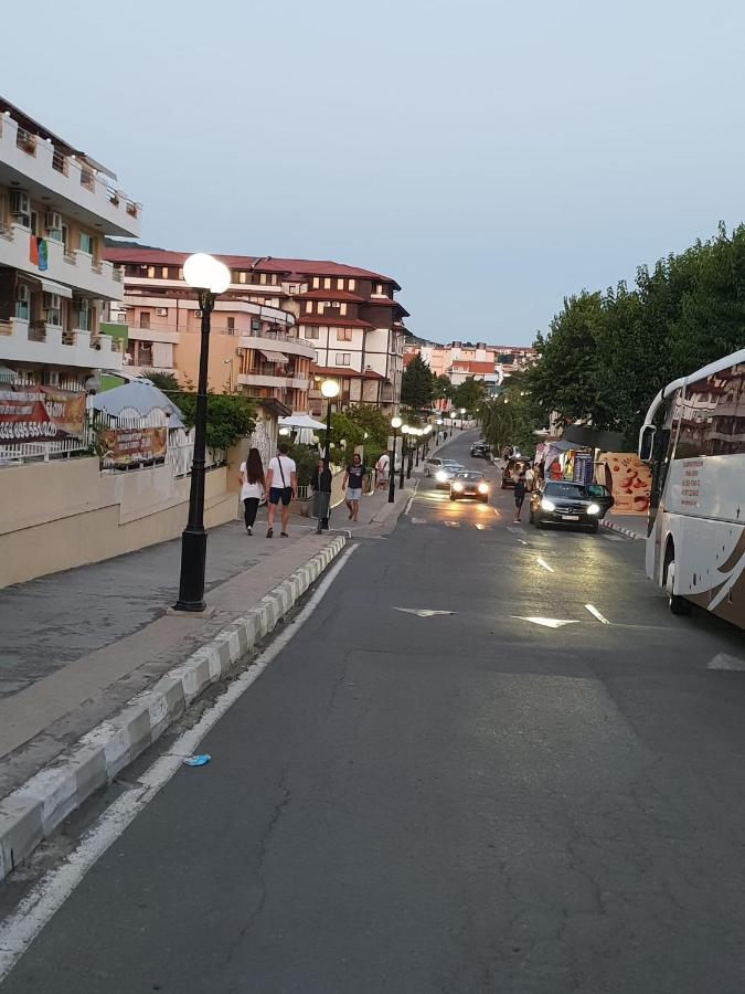 Apartments Amphora Sveti Vlas Eksteriør bilde